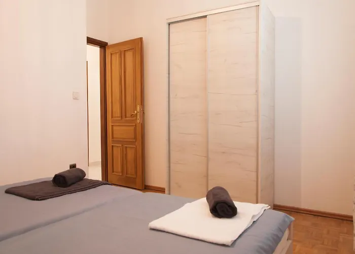 Domus Albus Апартаменты Задар