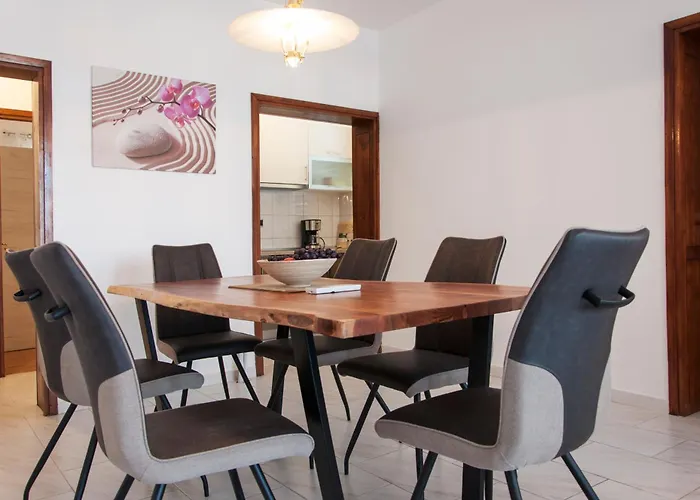 Domus Albus Апартаменты *